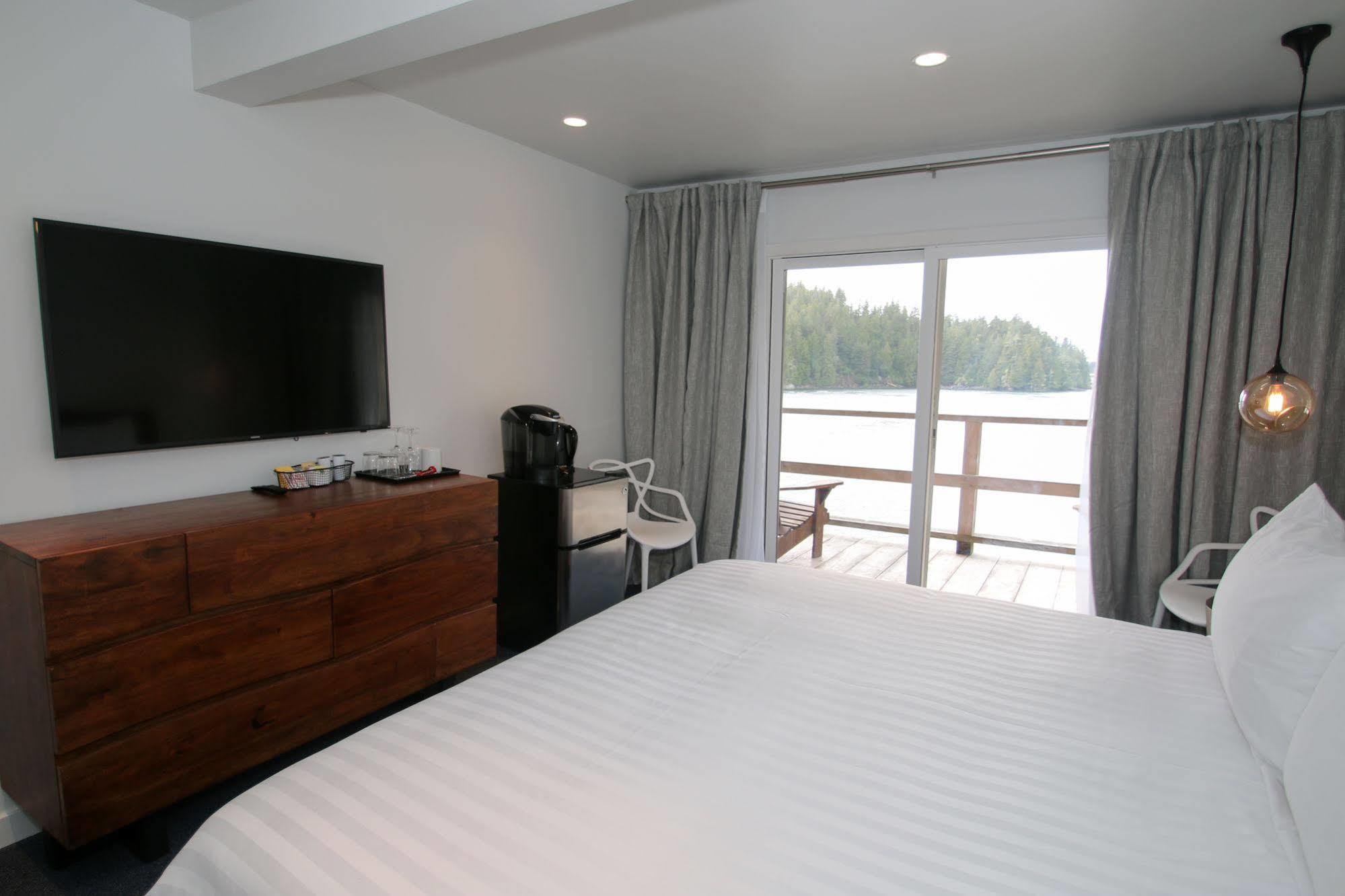 Duffin Cove Resort Tofino Bagian luar foto